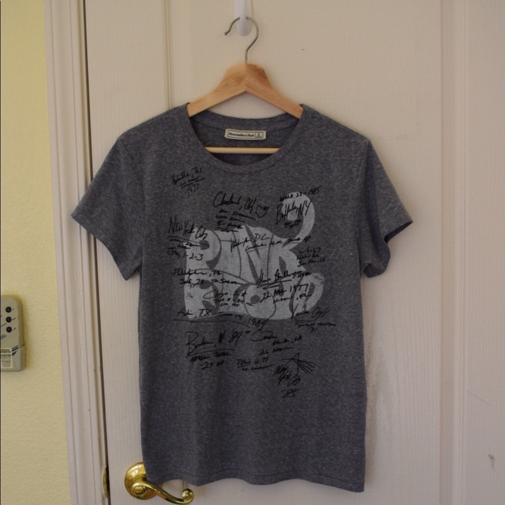 Abercrombie & Fitch Women's Graphic Tee